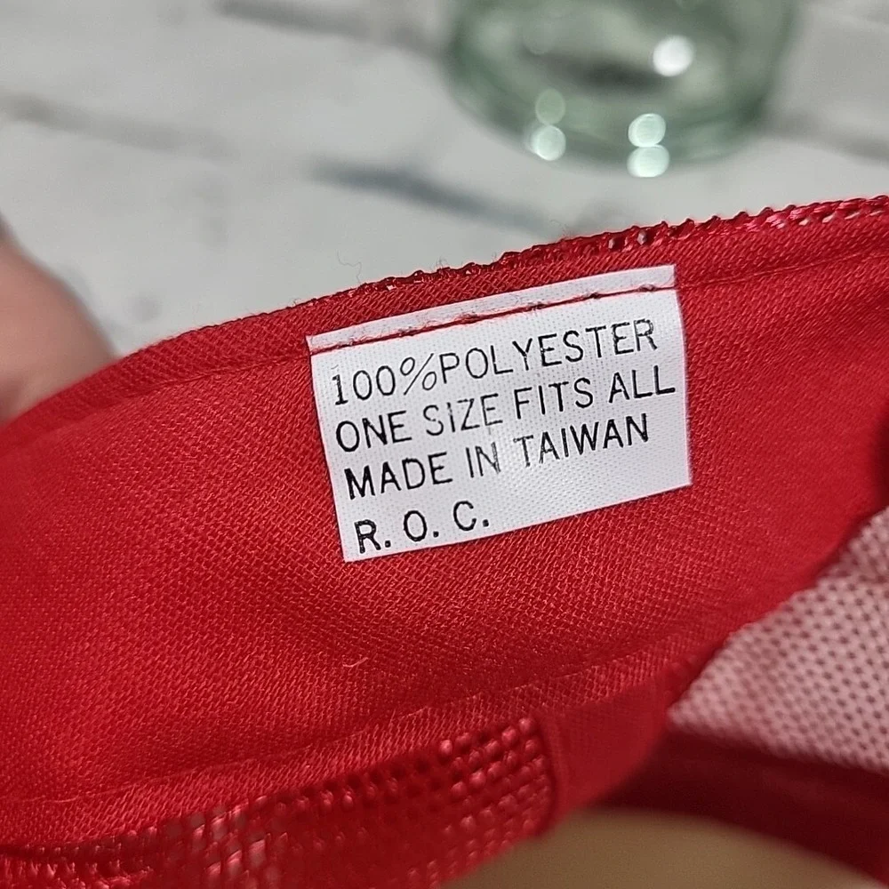 Vintage Trucker Hat Universal Drywall Mens‎ OSFA Red Mesh Snapback Cap